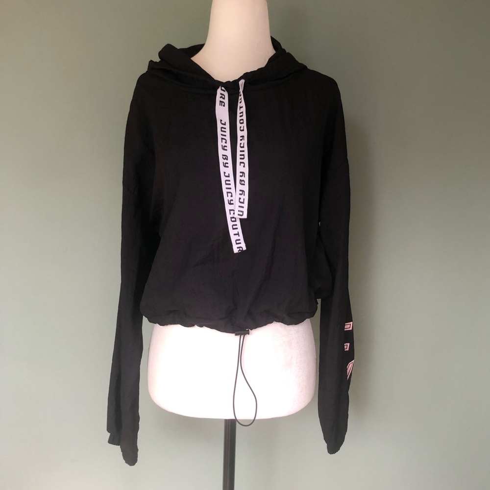JUICY COUTURE BLACK PULLOVER CROP JACKET